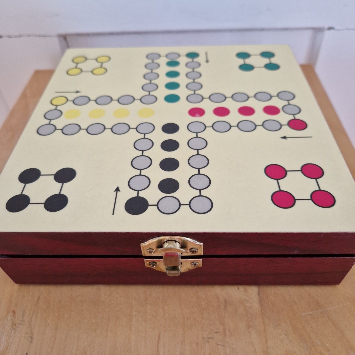Giochi: Wein und Spiel: Kombikiste – Usato da Rüti ZH venduto da Gigelisuppe 3
