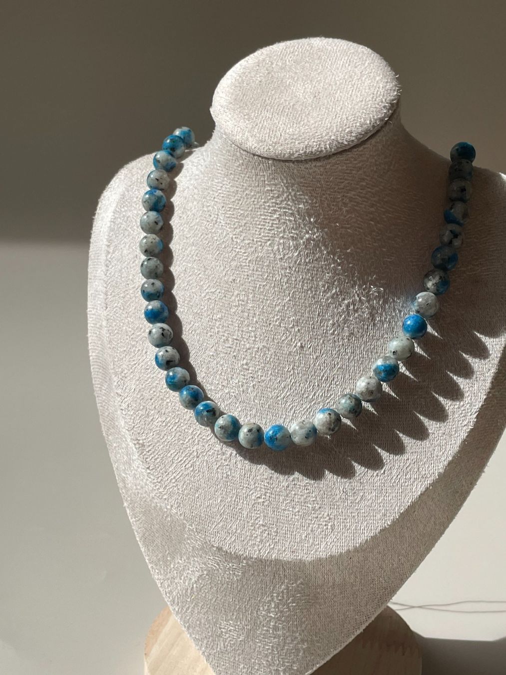 Catenine: Edelstein Azurit Perlen Strang 8mm Ca.38cm – Nuovo e nell'imballaggio originale da Schiers venduto da sisikristall 4