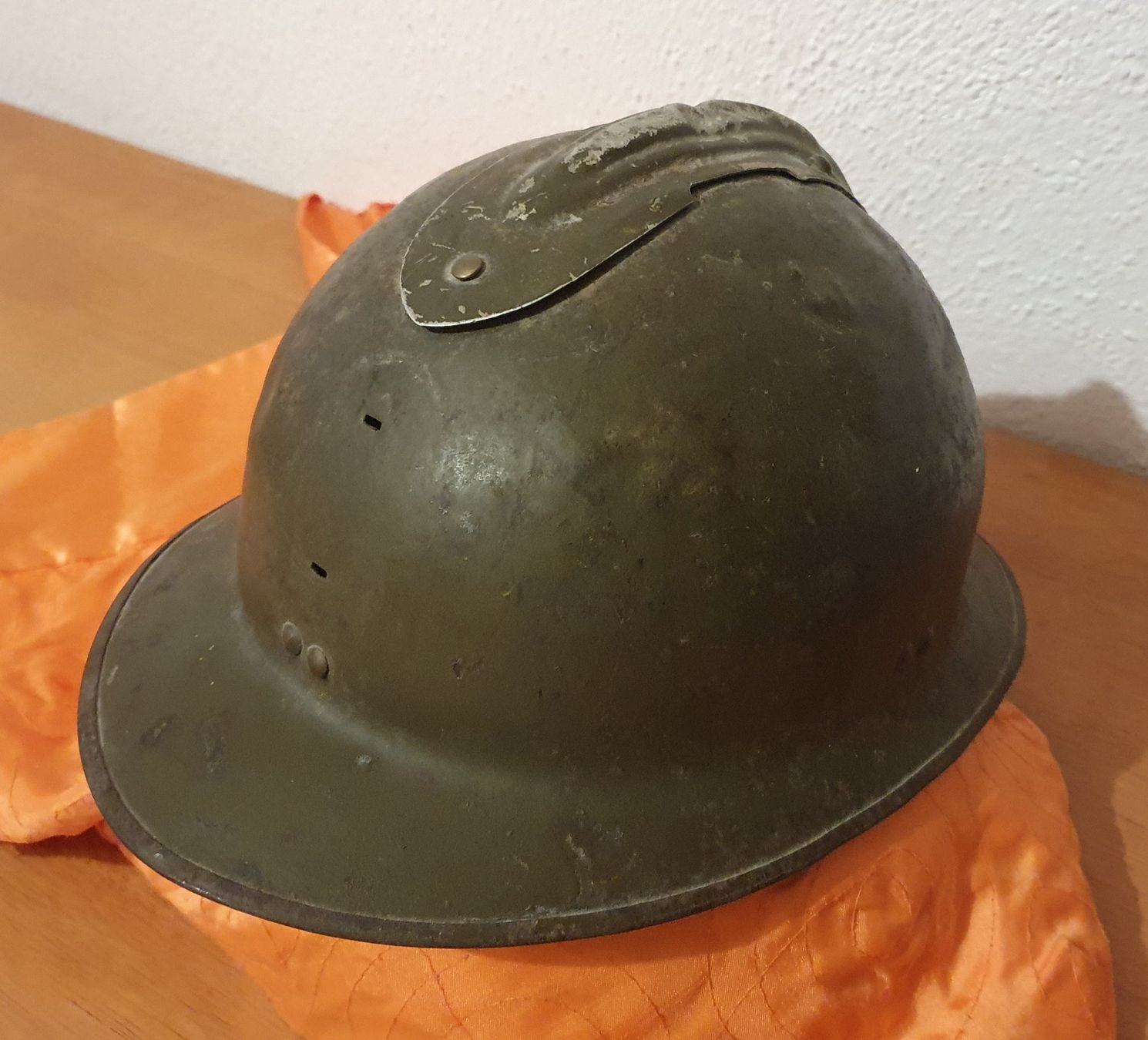 Uniformi: Elmetto adrian italiano post bellico – Usato da Pregassona venduto da eld_st6b