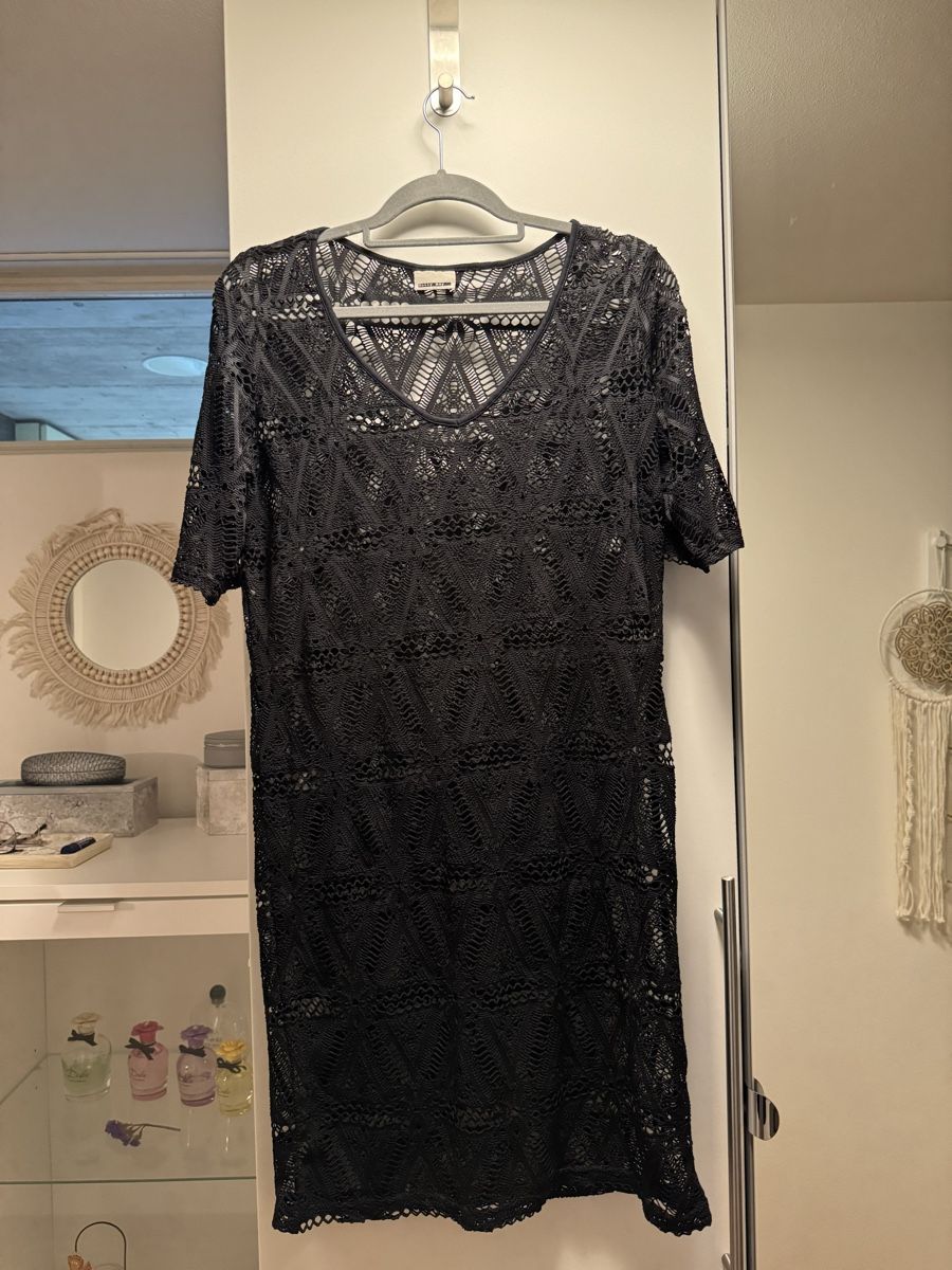 Tuniche: Schwarzes Spitzenkleid Strandkleid Gr. 40 Noisy May – Usato da Baden venduto da CompraCaro 1