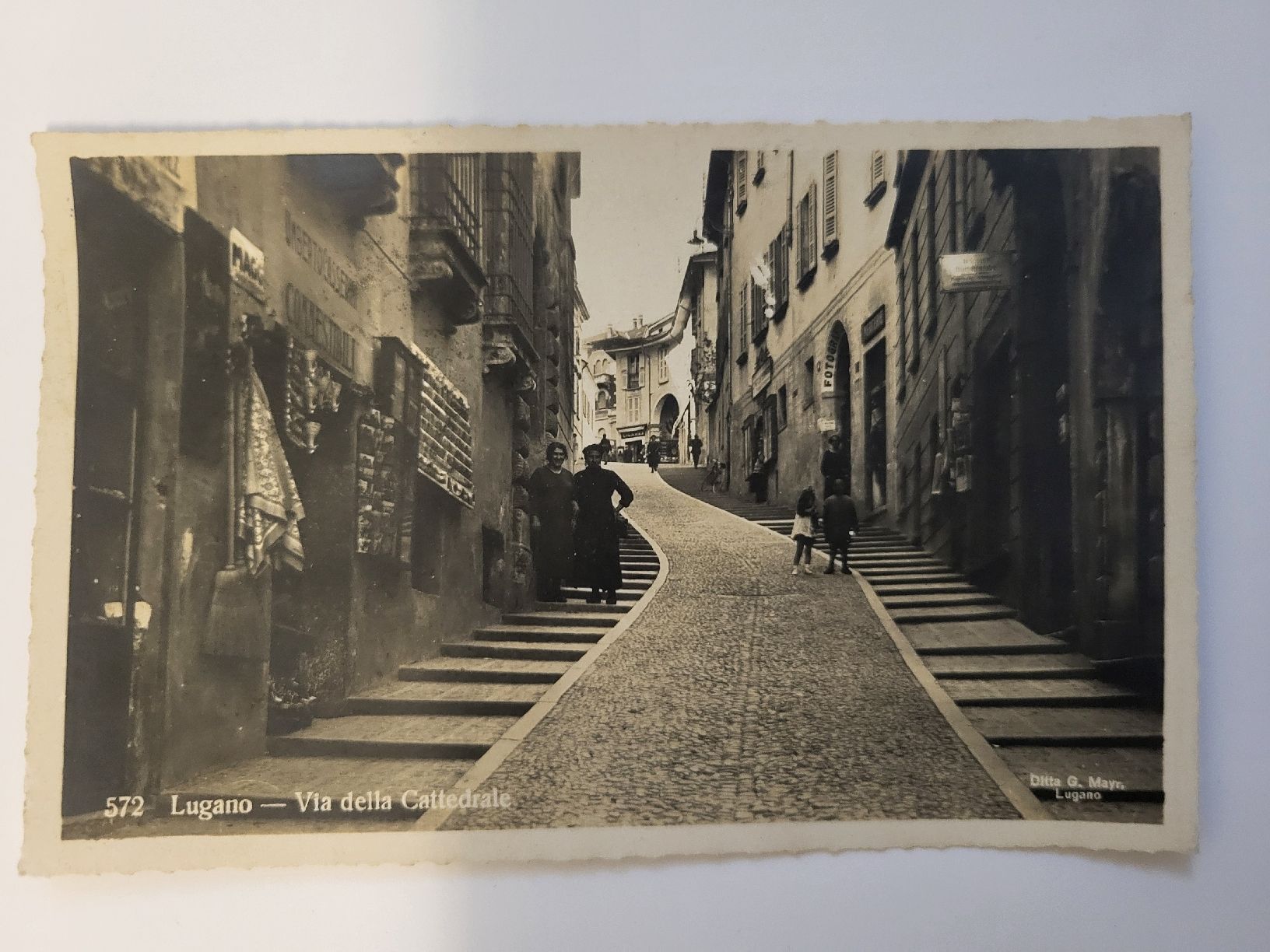 Cartoline postali: Alte Ansichtskarte Lugano - Via della belebt R36 – Usato da nunningen venduto da mic_88k2