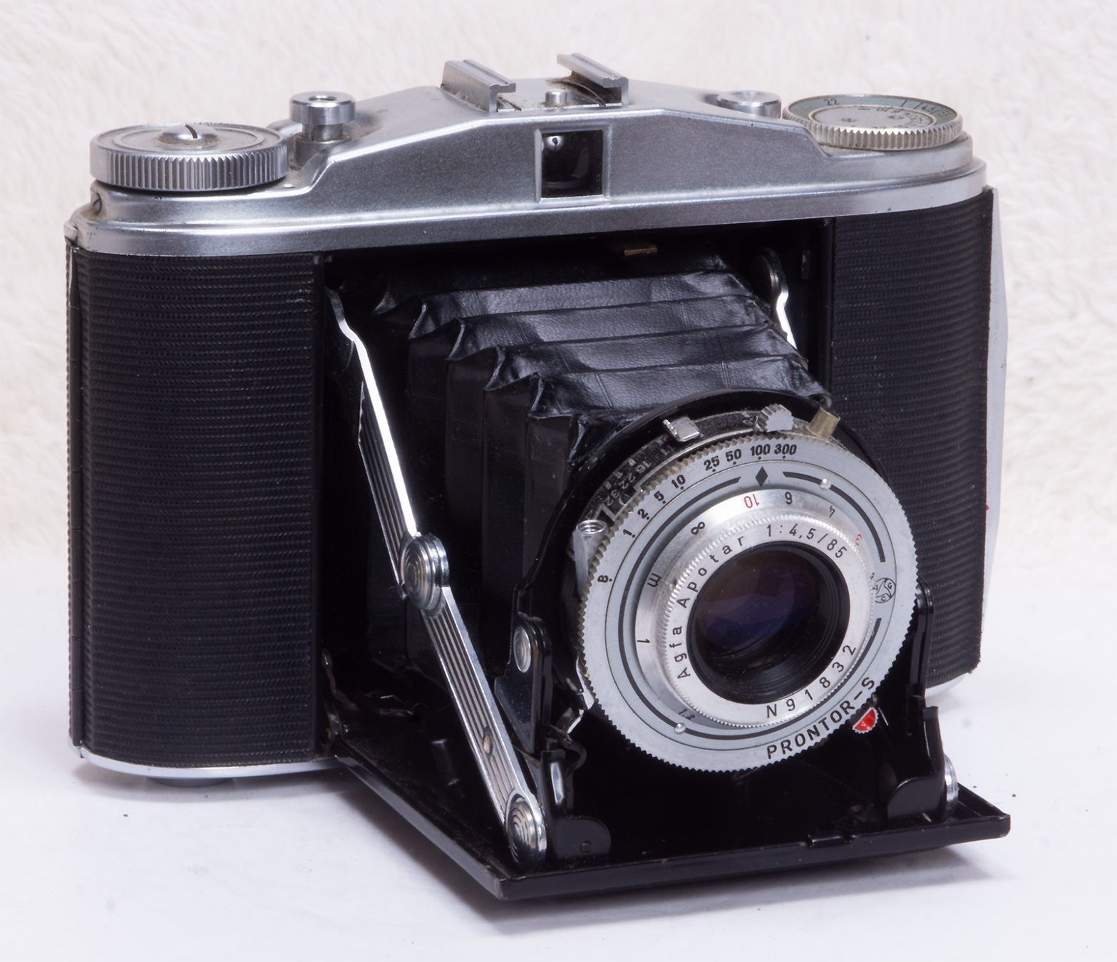 Agfa Fotocamera: AGFA ISOLETTE II – Usato da Zürich venduto da phueni