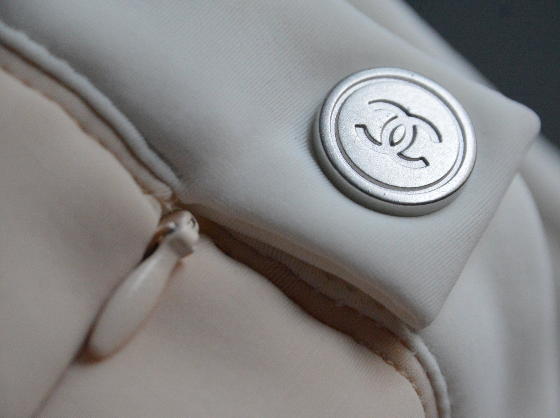 Chanel Pantaloni: Chanel Ski Hose / pantalon de ski .36 – Usato da Collonges venduto da Auganien 6