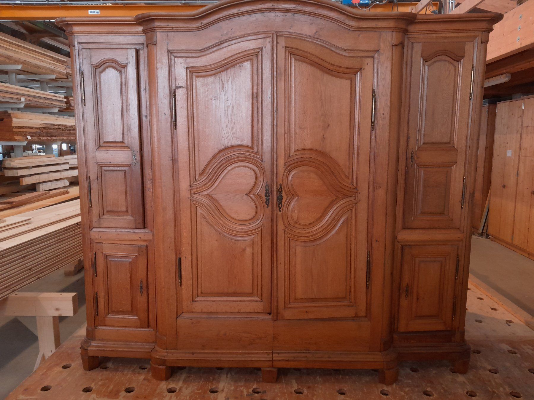 Armadi: Antiker Schrank – Usato da Ulisbach venduto da Toggenburg35