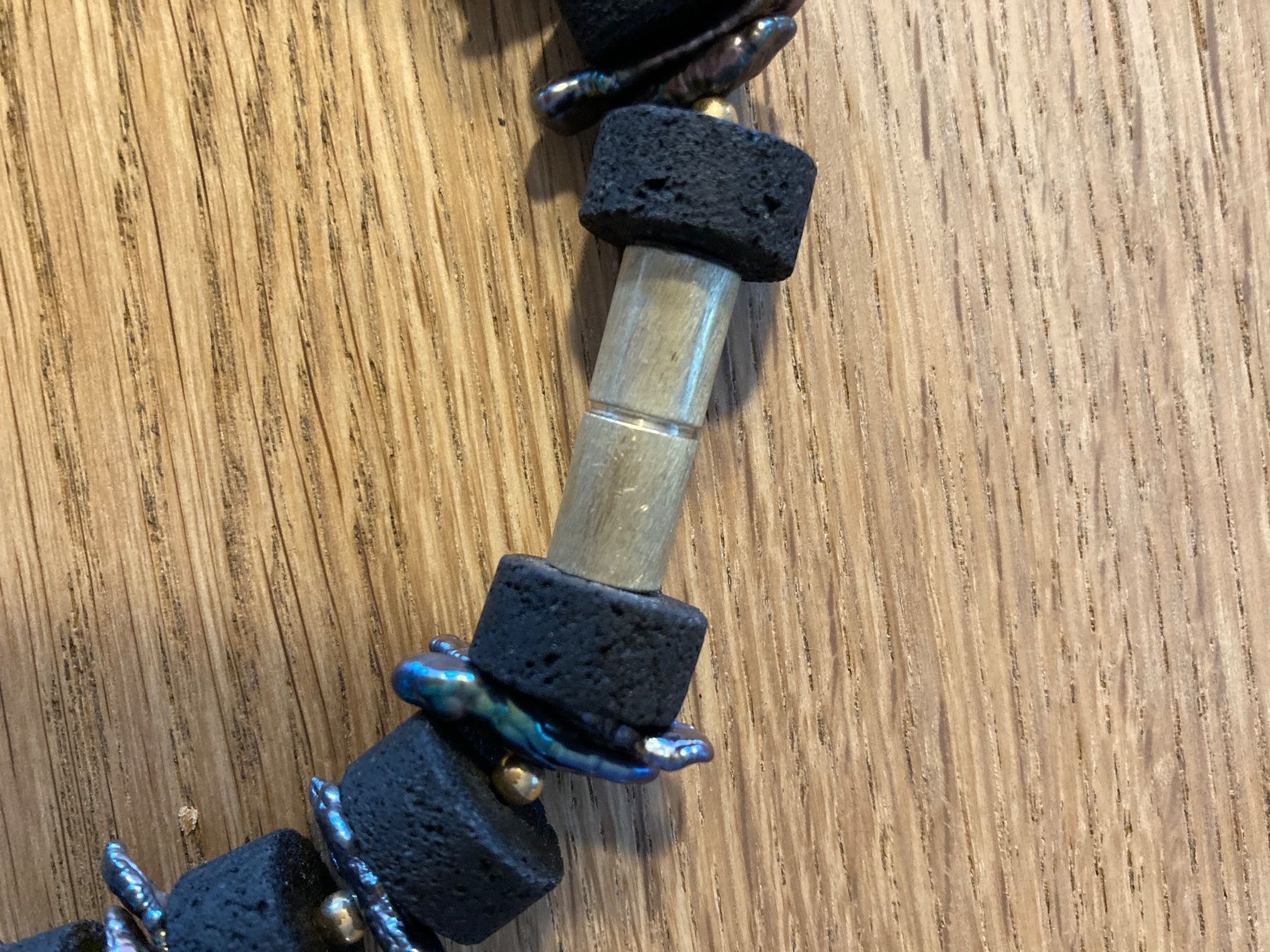 Altri gioielli: Collier Lavastein mit Perlen – Usato da Hindelbank venduto da fraso 2