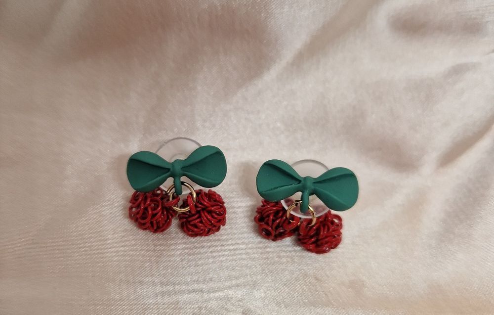 Orecchini pendenti & Orecchini a lobo: Schmuck rote Ohrringe in Kirsch-Form – Nuovo (secondo la descrizione) da Rotkreuz venduto da Carbone_Bijou-Shop 1