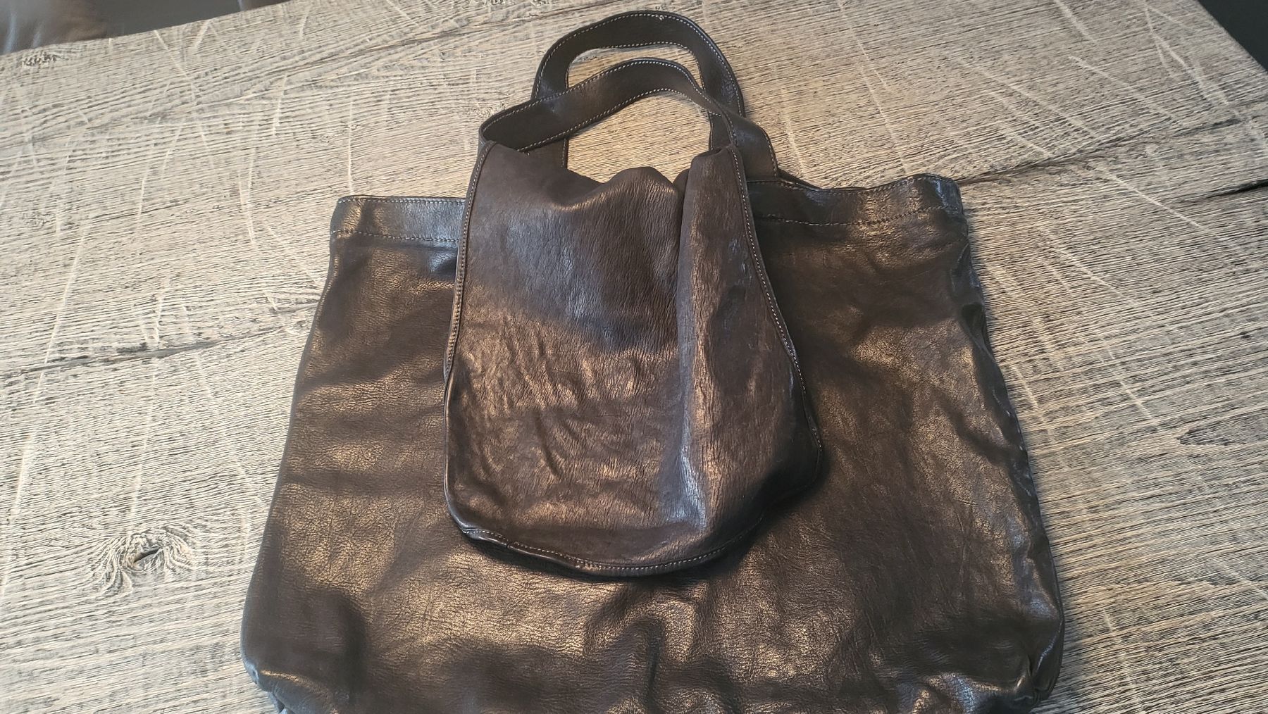 Borse da donna: Design schwarze Ledertasche, Shopper – Usato da Gutenswil venduto da Spomi