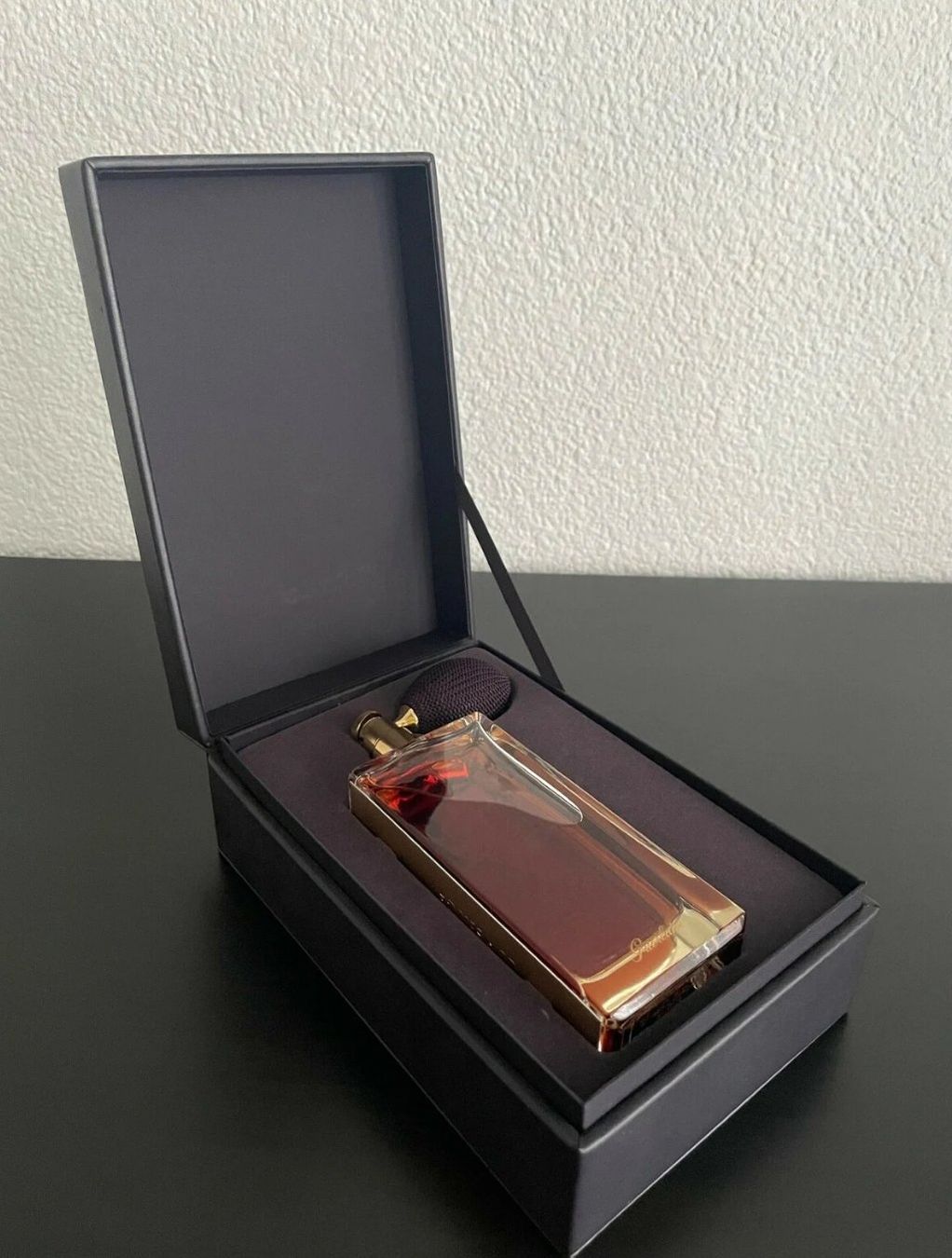 Guerlain Profumi & Eau de Toilette: Guerlain - Cuir Béluga – Nuovo (secondo la descrizione) da Gossau ZH venduto da PS1988 2