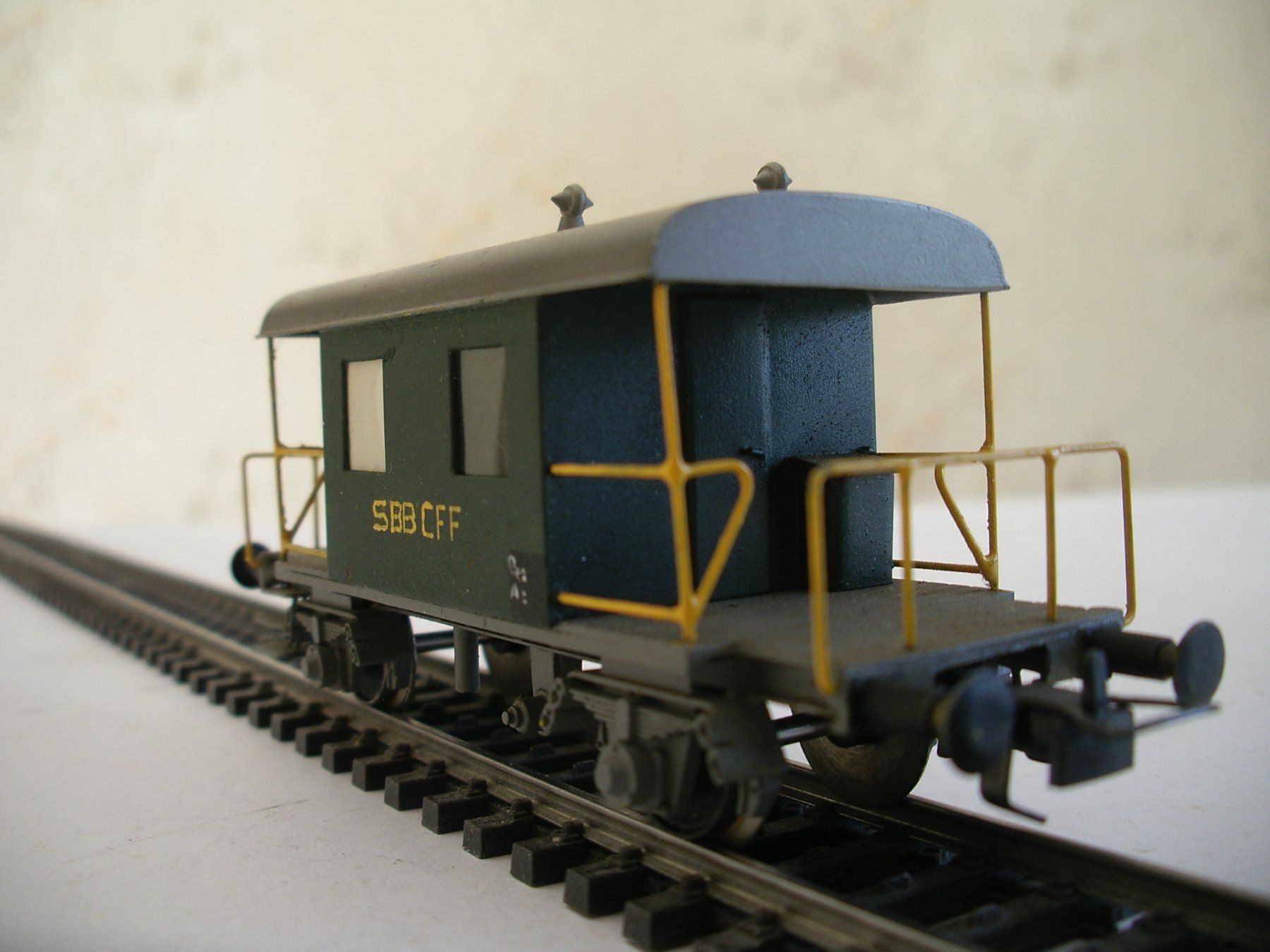 Modellini di ferrovie: SBB Güterzugbegleitwagen – Nuovo (secondo la descrizione) da Wallenwil venduto da Pary673 2