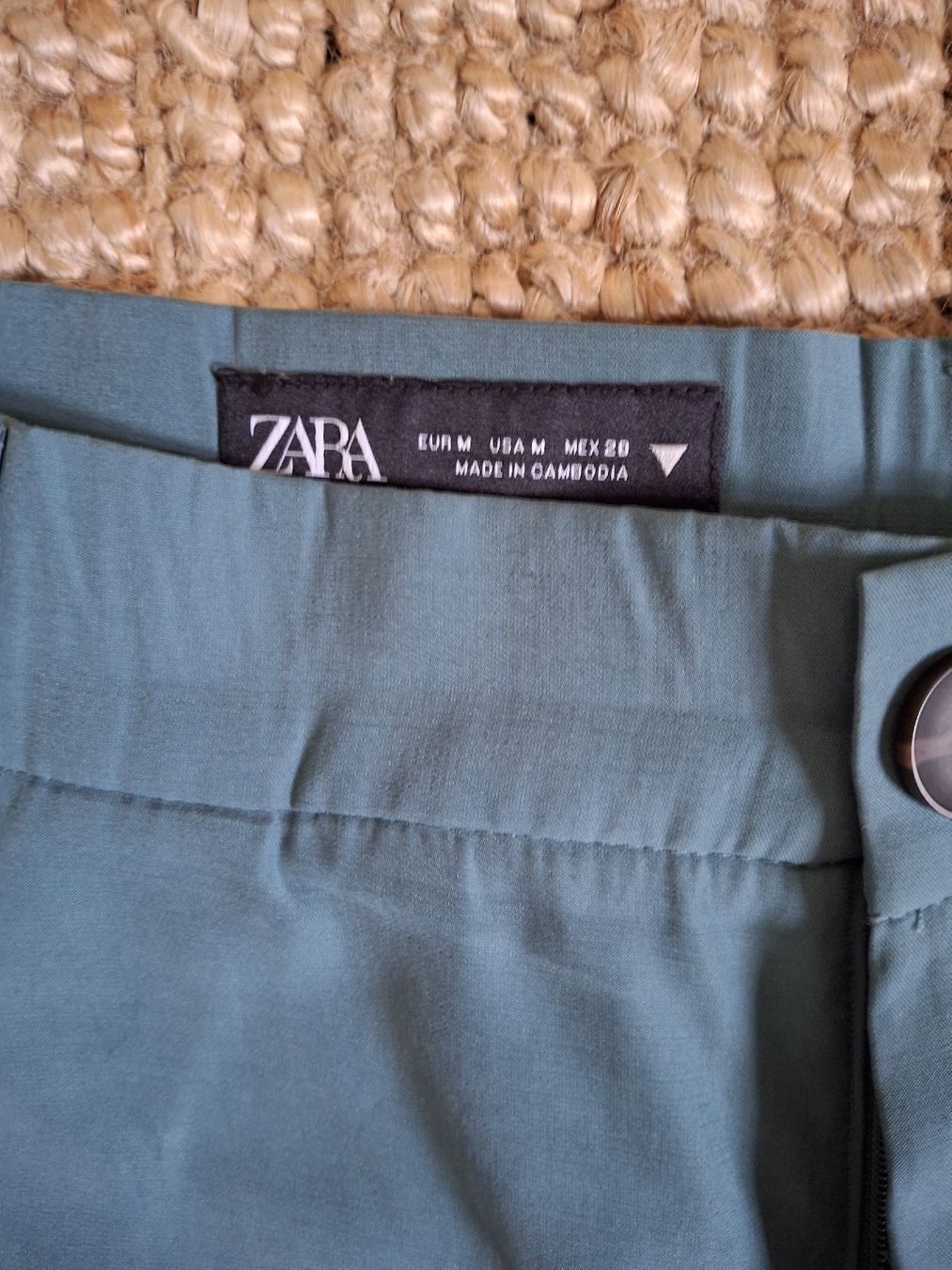 Zara Pantaloni: Pantalon Zara M bleu vert – Usato da Lausanne venduto da Cognitia 1