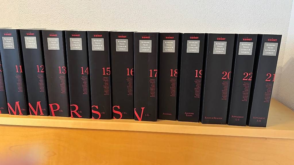 Libri: Kindlers Literatur Lexikon – Usato da Chur venduto da pingpong9 1