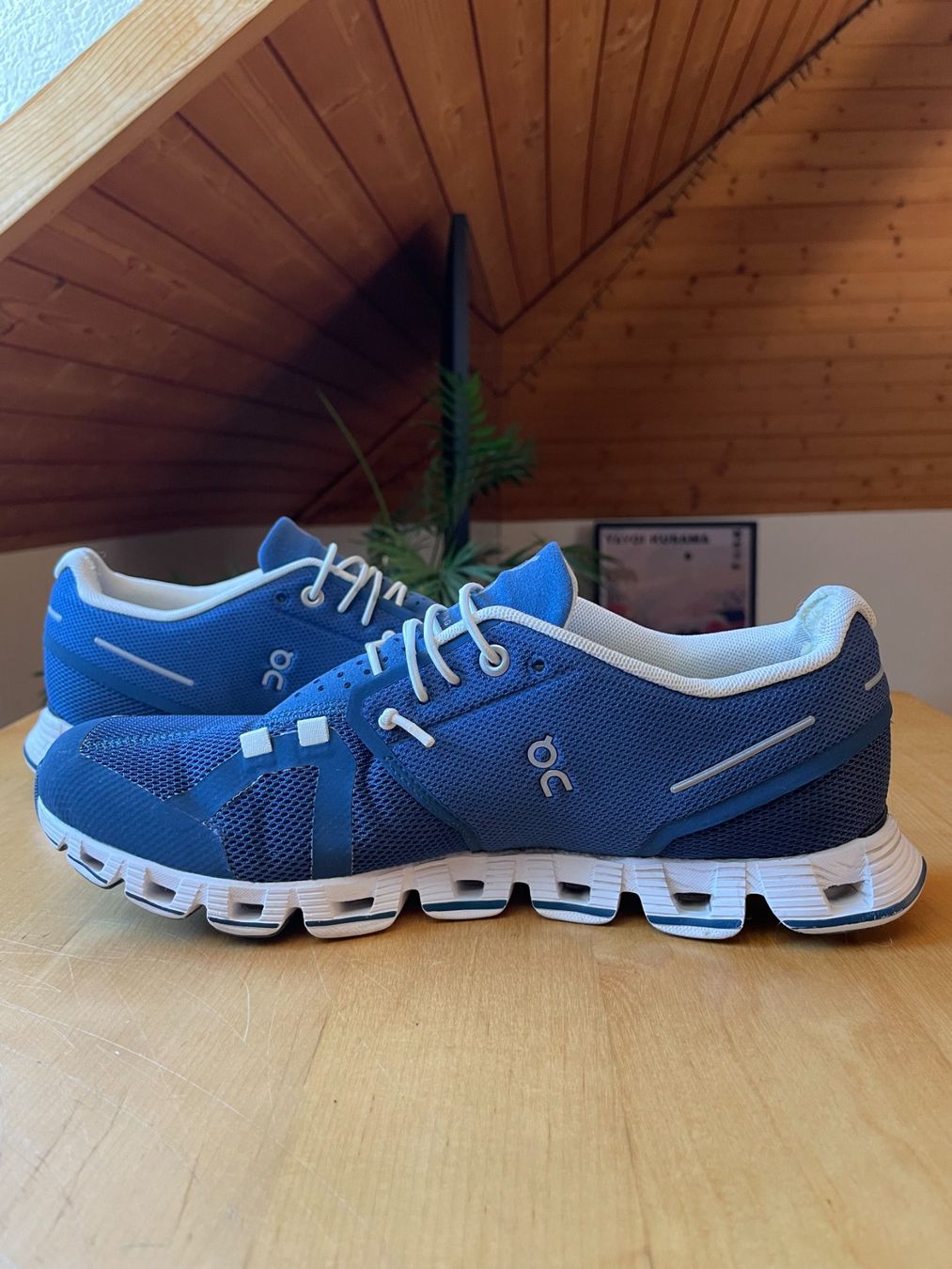 On Scarpe da donna: On Cloud Damenschuhe  blau Grösse 40 – Usato da Bern venduto da dmy_n82l 1