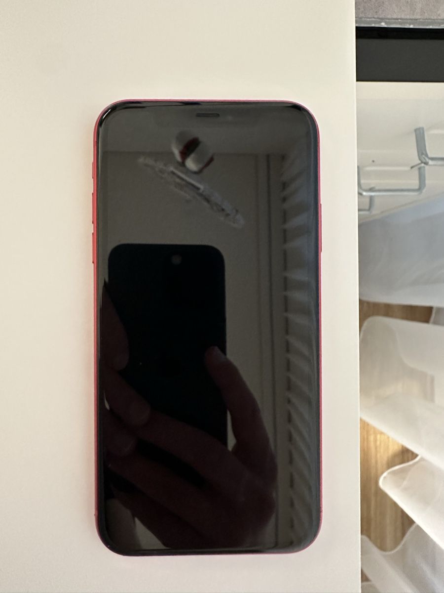 Apple Telefoni cellulari / Smartphones: iPhone 11, 128GB, Rot – Usato da Zürich venduto da Ale-061106