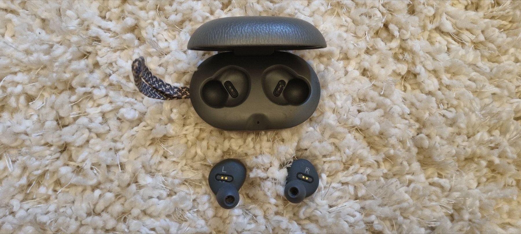 Bang & Olufsen Kopfhörer: B&O Beoplay E8 Kopfhörer mit Ladecase gebraucht – Gebraucht aus Solothurn von elja02