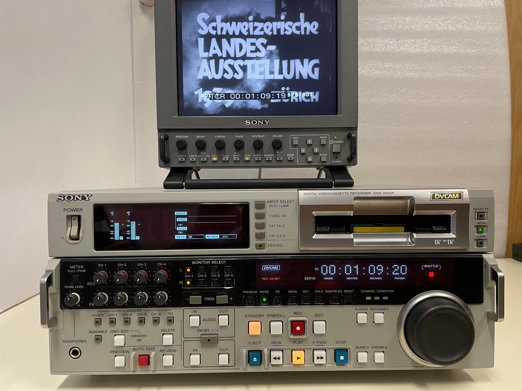 Sony Aufnahmegeräte: Sony DSR-2000P DVCam Studiorecorder – Gebraucht aus Glarus von Guncra 3