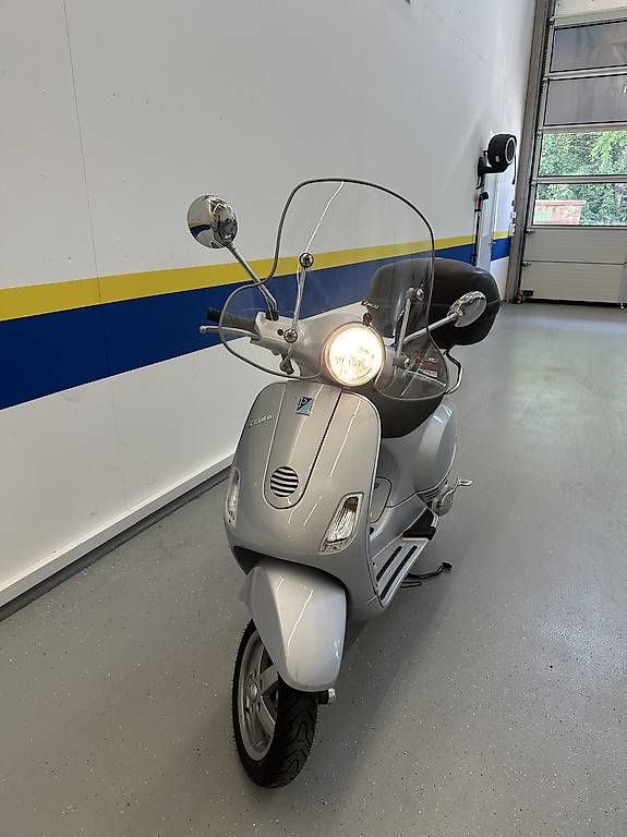 Scooter: Vespa LX 125 – Usato da Walenstadt venduto da Basha92 2