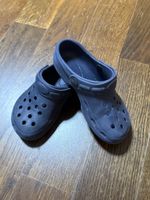 Kinder Clogs / Badeschuhe, Gr. 30, dunkelblau – gebraucht