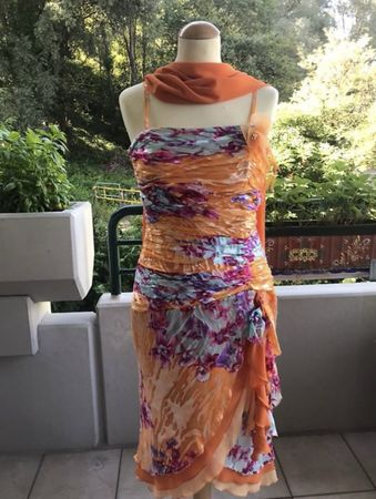 Festliches Kleid aus echte Seide, Grösse 38 Top Zustand