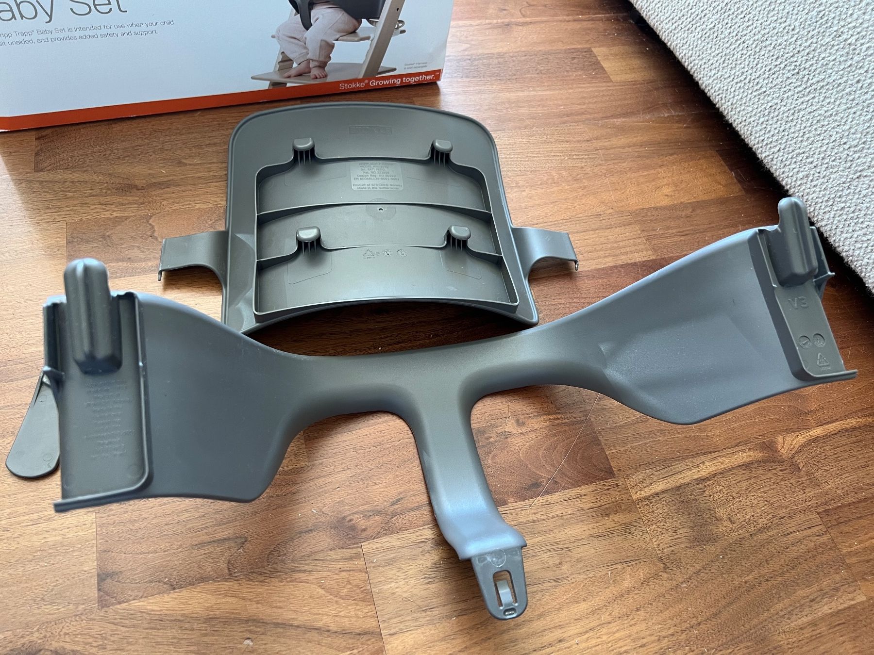 Stokke Seggioloni: Stokke Tripp Trapp Babyset Anthrazit – Usato da Jona venduto da Sariksa 4