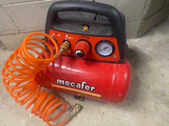 Compressori: Luftkompressor MECAFER 6 L gebraucht fast wie neu – Usato da Niederhasli venduto da Tigerproduct