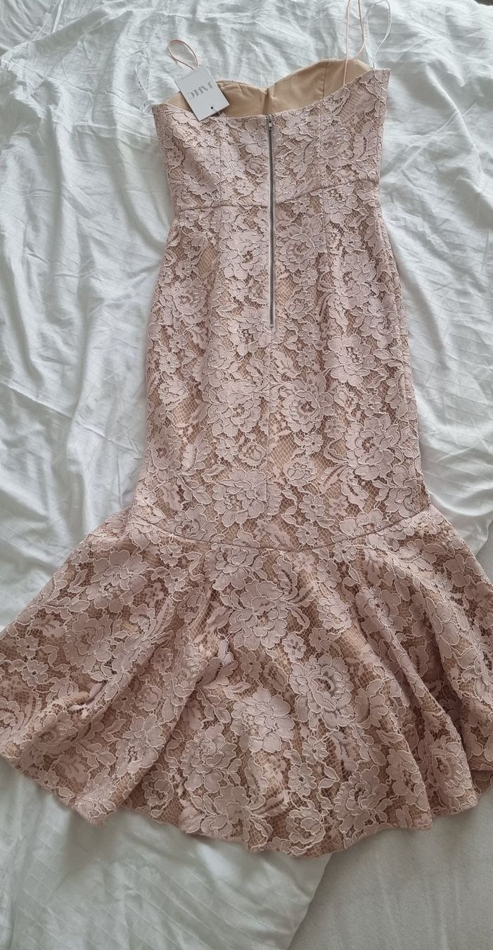 Vestiti: Robe Jarlo neuve avec etiquette – Nuovo e nell'imballaggio originale da Renens VD venduto da Iepurica19avril 2