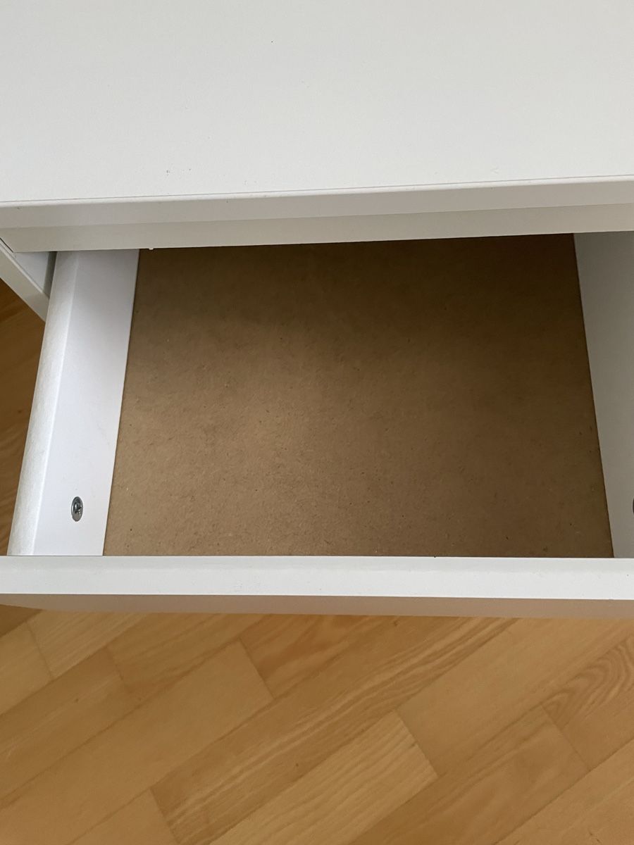 Nachttische: Ikea Nachttisch Tisch  – Gebraucht aus forch von Draechli789 1
