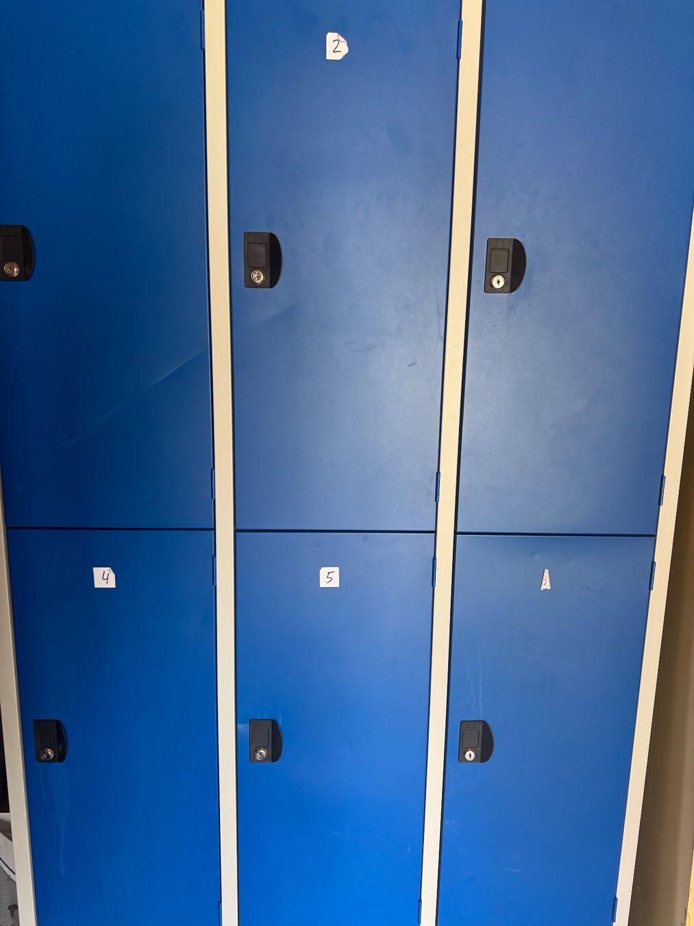 Guardaroba: Garderobenschrank – Usato da Ottikon venduto da patrickb0104