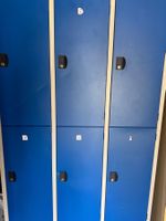 Garderobenschrank