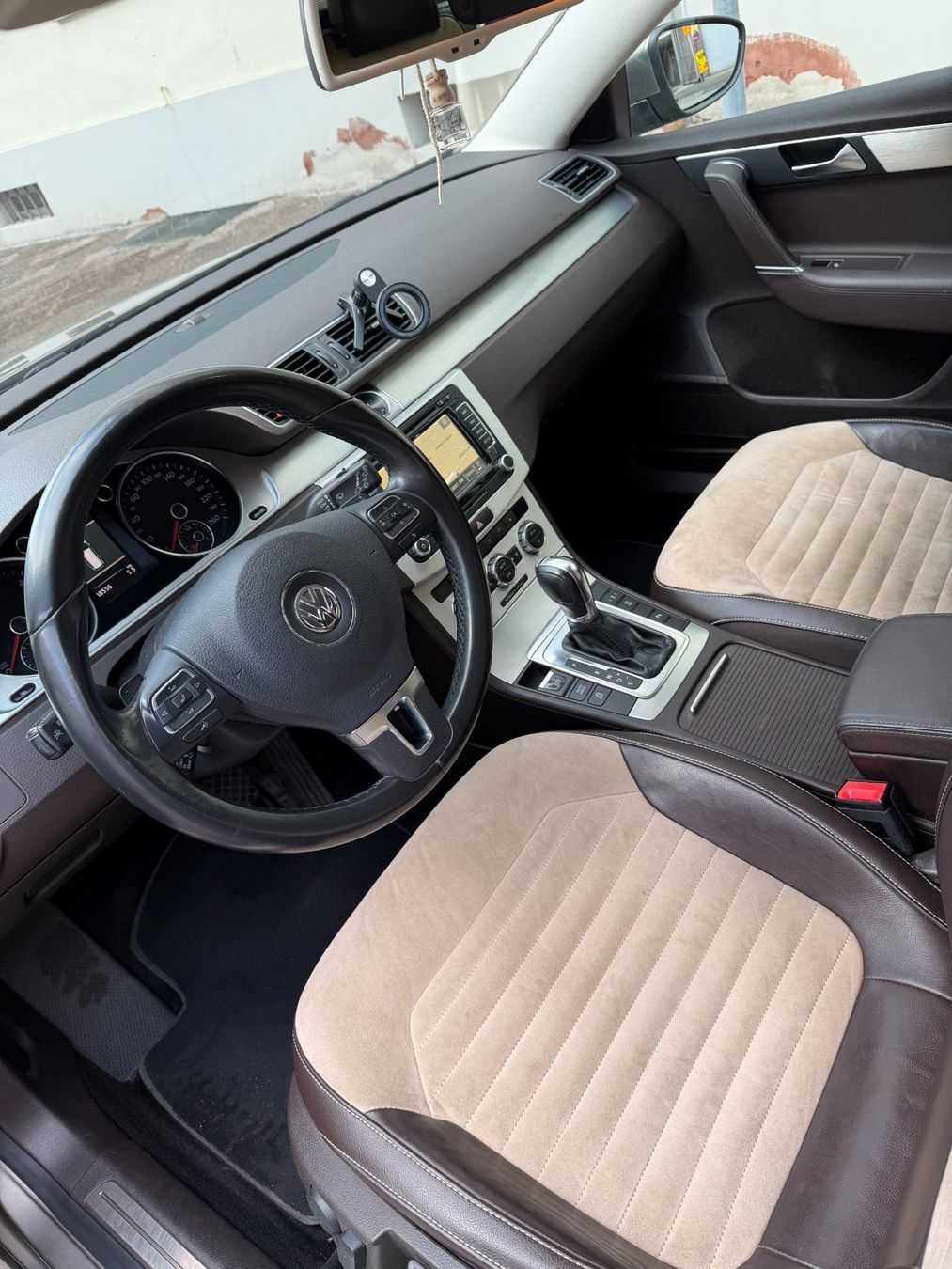 VW Automobili: VW PASSAT TOP ZUSTAND!!! – Usato da Schaffhausen venduto da luxuryedition 1