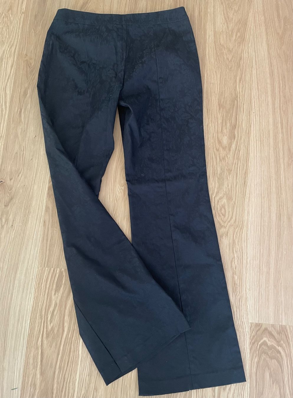 Comma Pantaloni: Elegante Hose von Comma – Usato da Kriens venduto da Mayang 2