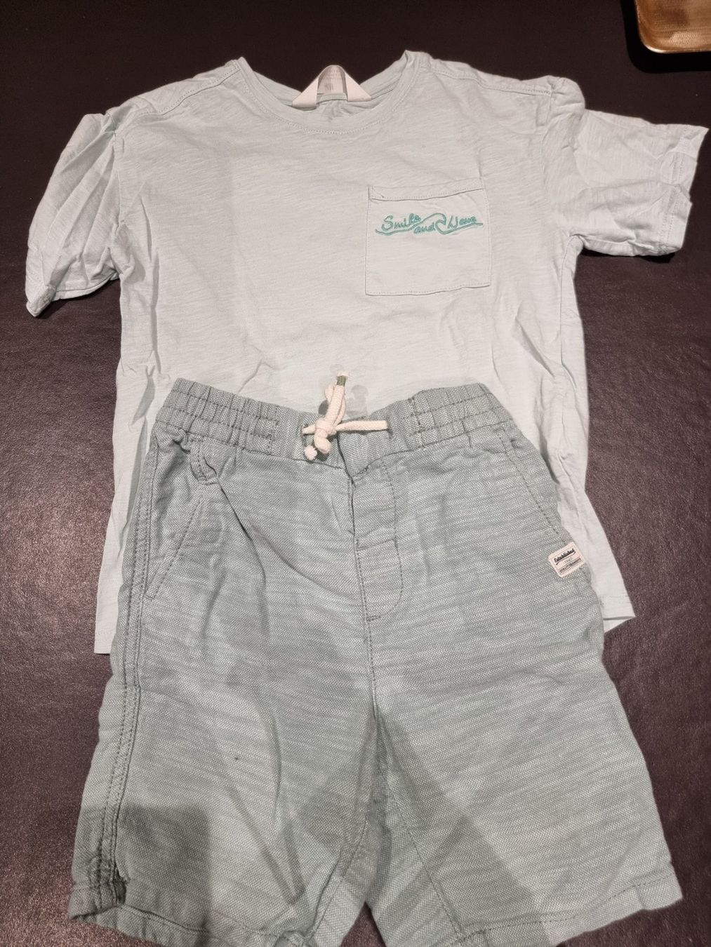 H&M Lotti & Set di vestiti: H&M Set, 122/128 – Usato da Buttikon SZ venduto da Limo180