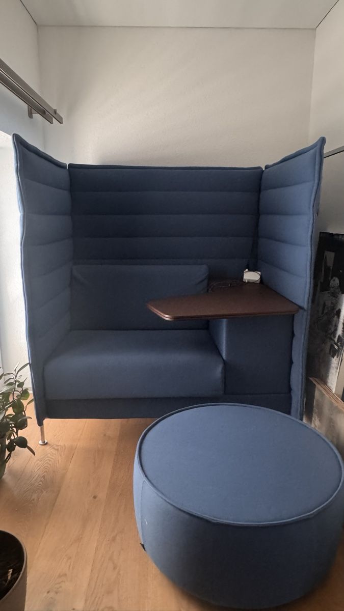 Vitra Sgabelli: Vitra Alcove Highback Work – Nuovo (secondo la descrizione) da Teufen AR venduto da inesdanner