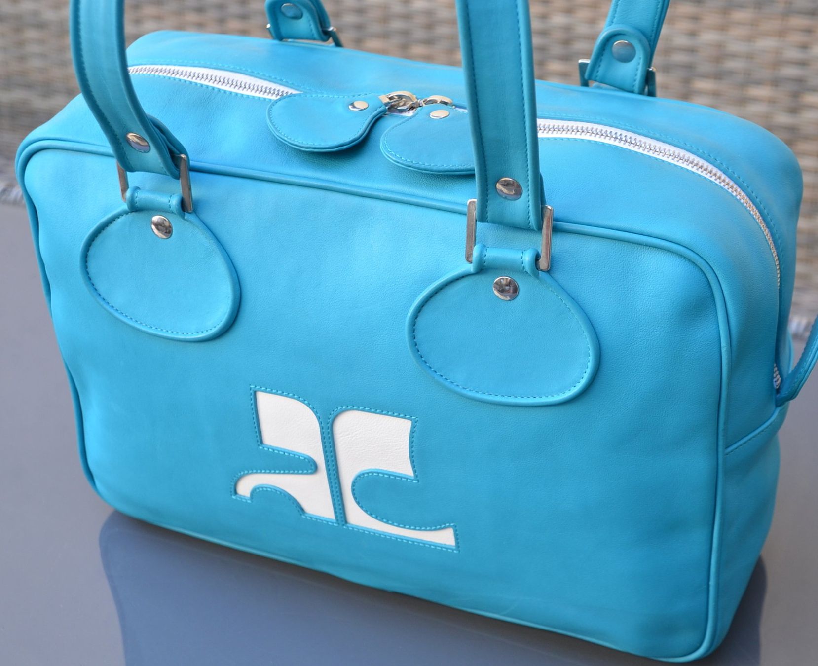 Borse: Courrèges Paris Tasche / sac – Usato da Collonges venduto da arashee 5