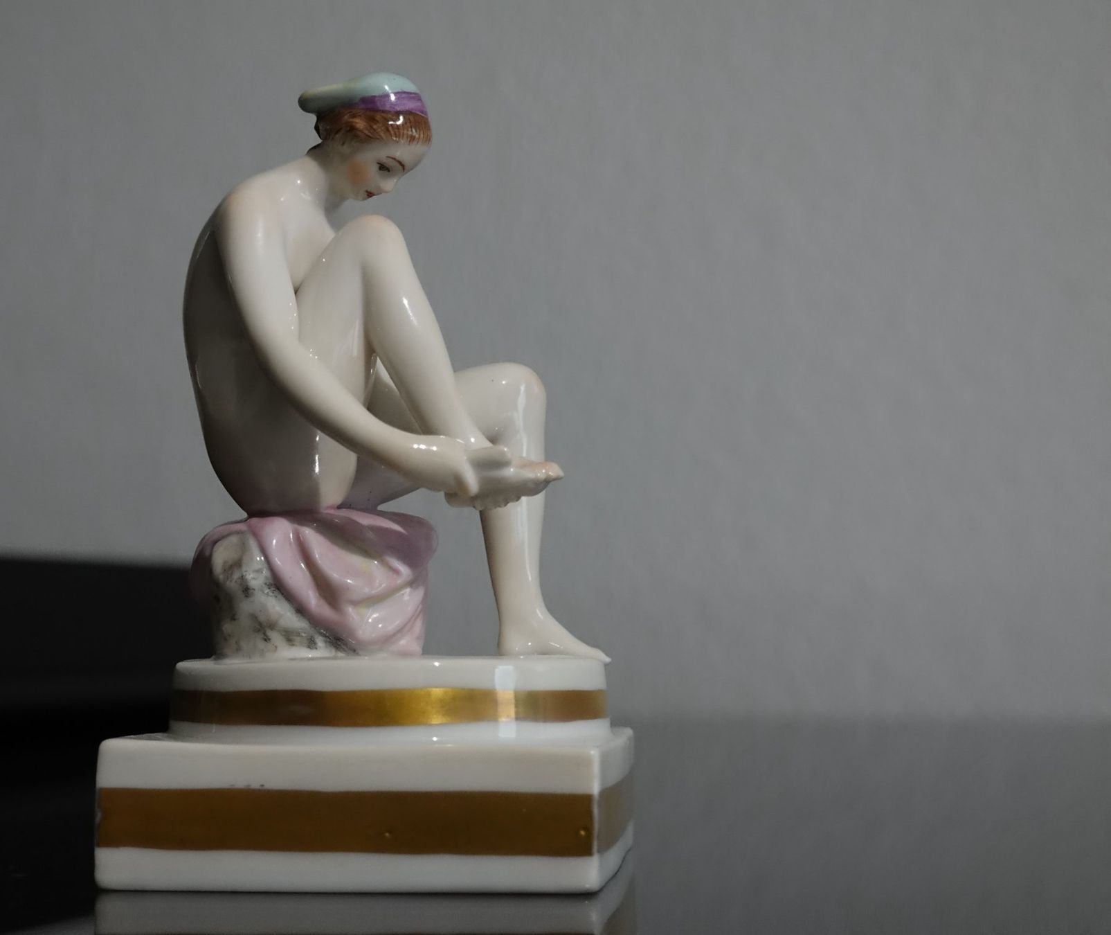 Skulpturen & Statuen: Nach dem Bade (Aktfigur) – Gebraucht aus Zürich von opifex2010