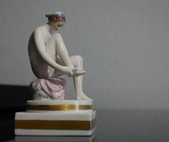 Nach dem Bade (Aktfigur)
