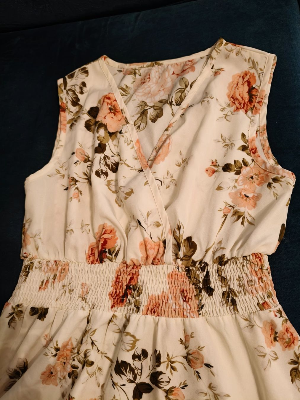 Robes: Sommer Kleider M – D'occasion à Urtenen-Schönbühl par sep_k9jk 1