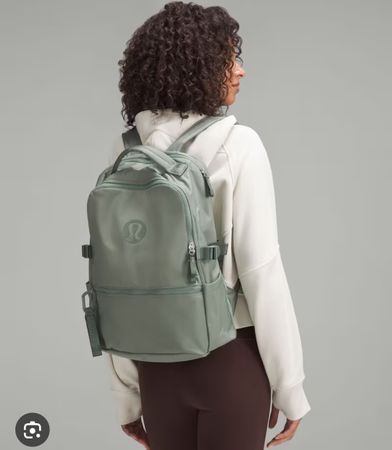 New Crew Backpack 22l