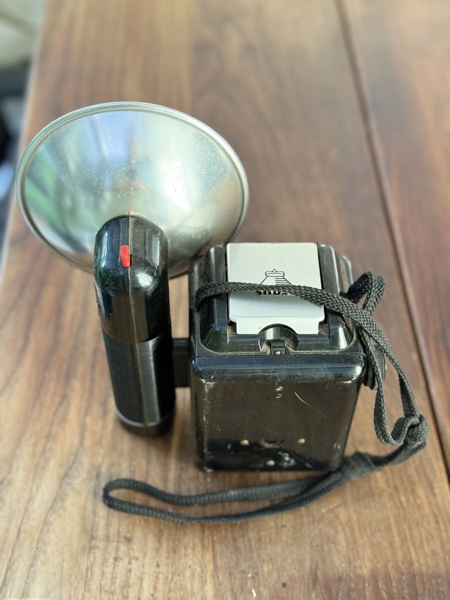 Argus Appareil photo: Vintage Argus Seventy-Five Camera with Original Flash Unit – D'occasion à Commugny par semamonfrinoli 4