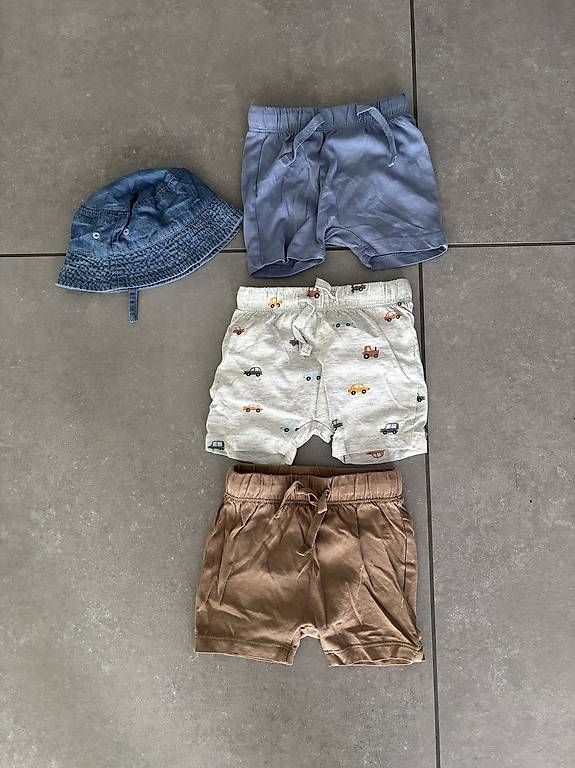 Hosen: Hosen kurz Gr. 56 – Gebraucht aus Emmenbrücke von tanali