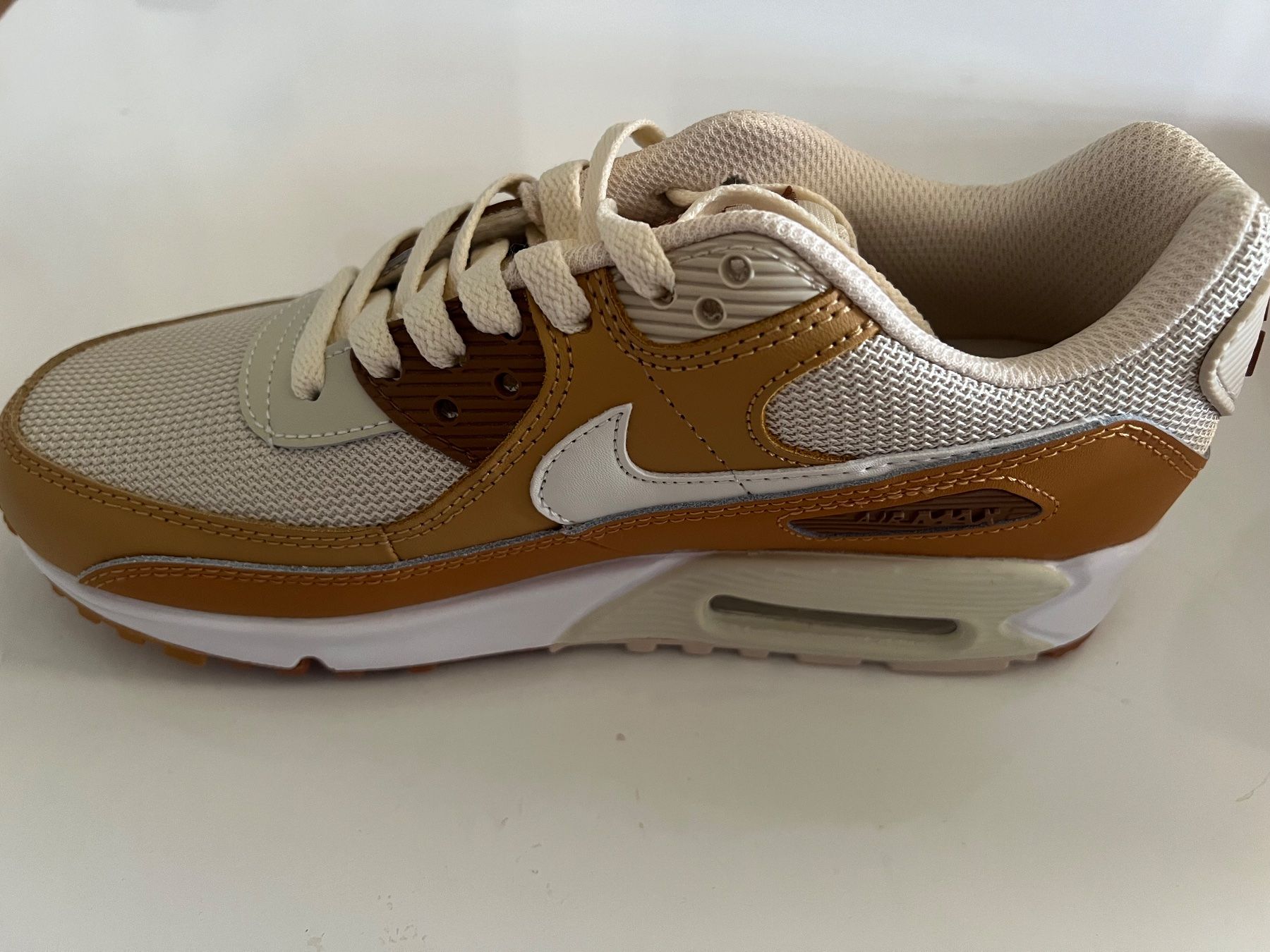 Nike Chaussures hommes: Nike Air Max 90 Sneaker – D'occasion à Walterswil SO par mar_pf7j