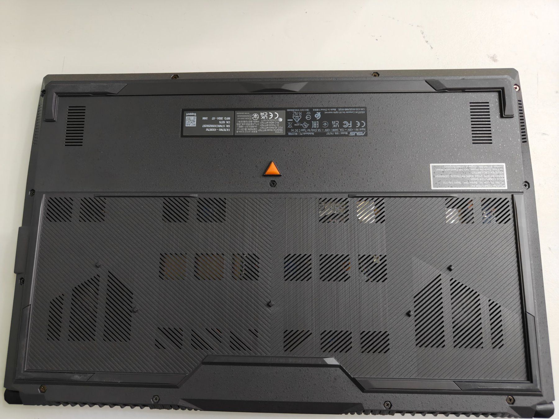 Asus Notebook: Gaming Asus TUF A17 1TB   Ab 400.Fr – Usato da Solothurn venduto da Electronic.3 4