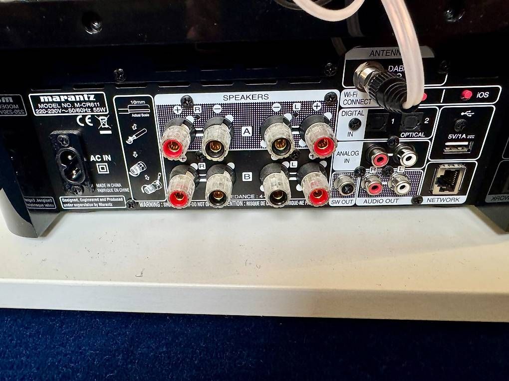 Marantz Amplificatori: Marantz M-CR611 CD-Netzwerk Receiver – Usato da Wetzikon ZH venduto da aschi777 4