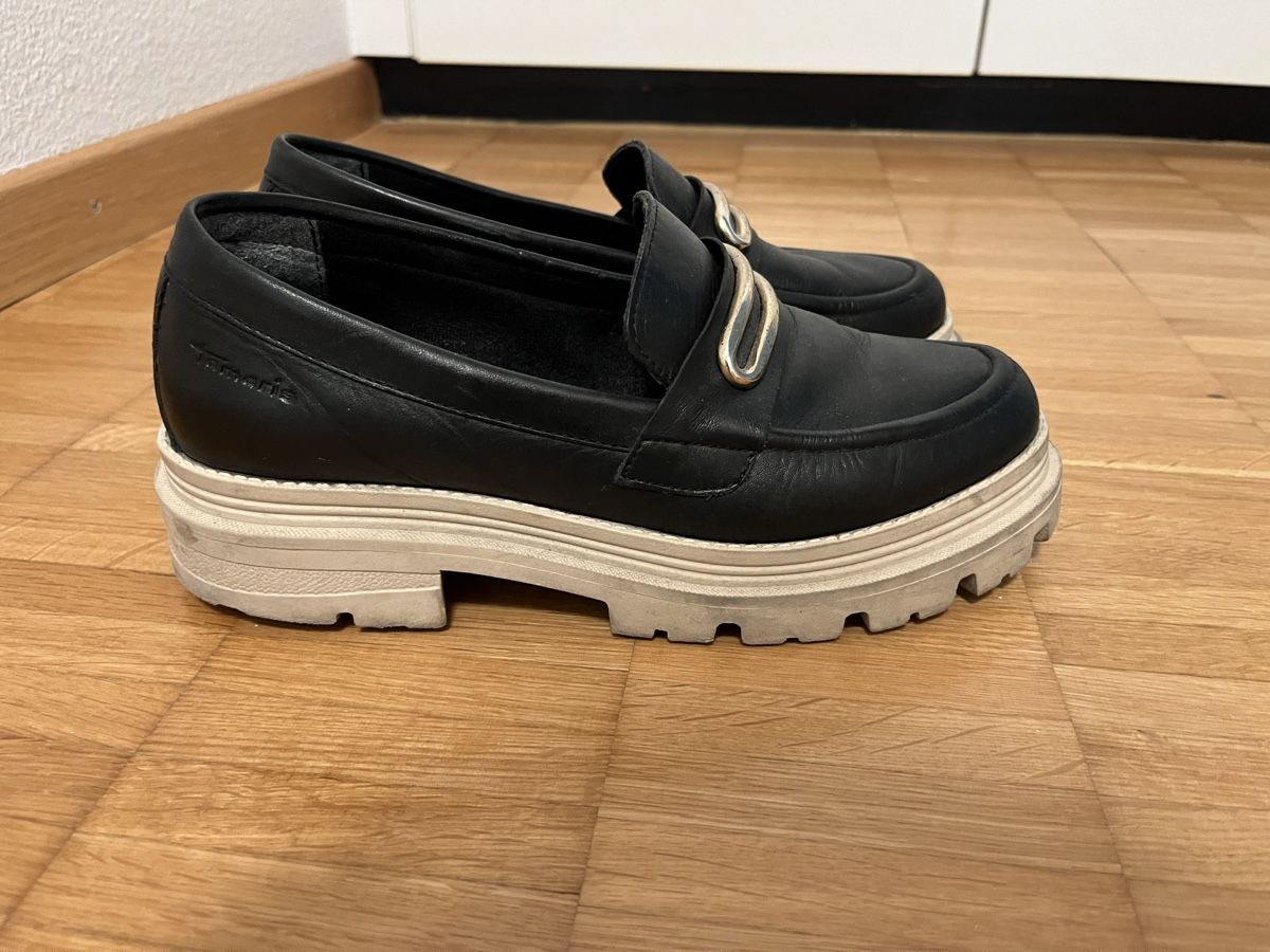 Tamaris Scarpe da donna: Tamaris Schuhe Gr. 39 – Usato da Jona venduto da Good_luck_