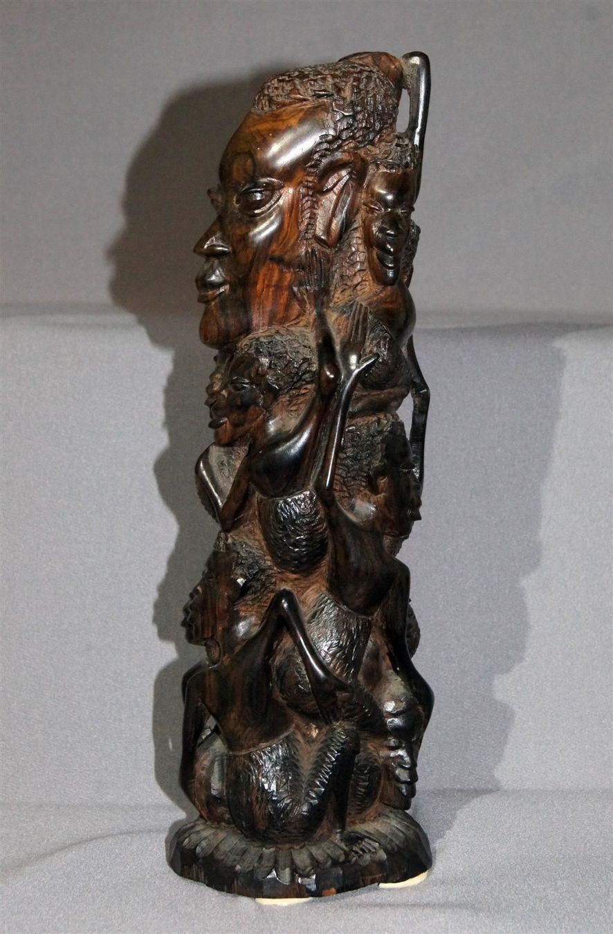 Skulpturen & Statuen: Fantastische Ebenholzschnitzerei – Gebraucht aus Geroldswil von ARTEFACTO 3