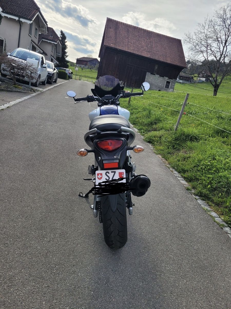 Strada: Suzuki Gladius SFV650A , ab MFK! – Usato da Tuggen venduto da pfeuti01 5
