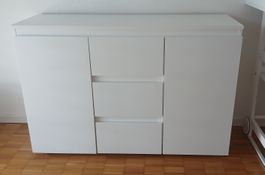 Kommode weiss 3 Schubladen und 2 Türen / guter Zustand