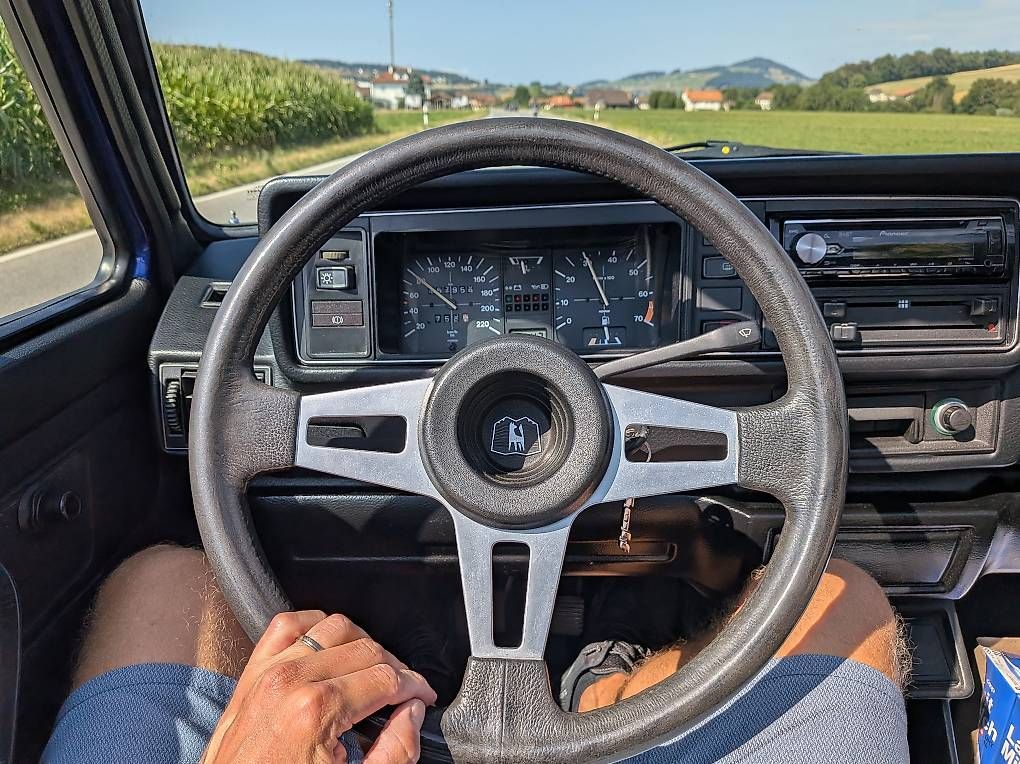 Automobili: VW Golf 1 Cabriolet 1.8 - 98cv – Usato da Le Bry venduto da kicri 2