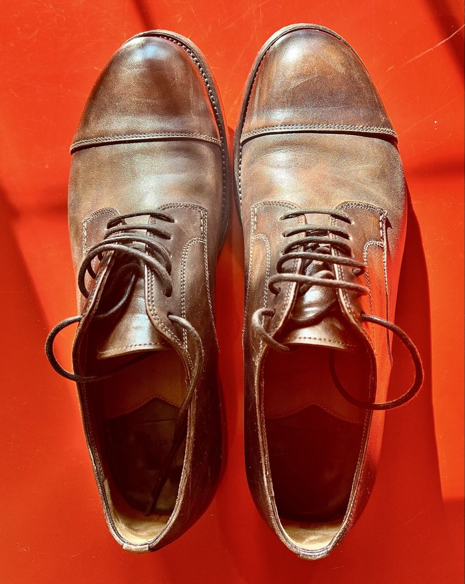 Benci Brothers Scarpe da uomo: Benci Brothers leather cap toe shoes – Usato da Luzern venduto da _Nik.