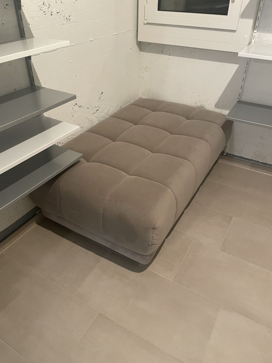 Divani: Sofa beige gesteppt  – Usato da Villmergen venduto da ninuu93