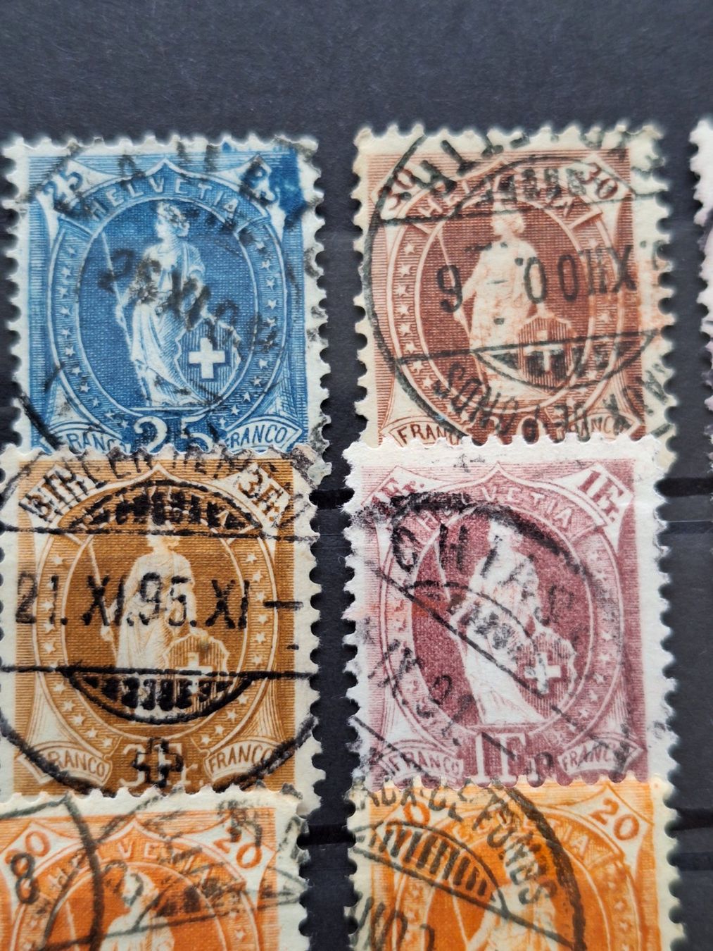 Tutti i francobolli: Stehende Helvetia Div. Farbflecken ! – Usato da Balgach venduto da SIMEON27 1